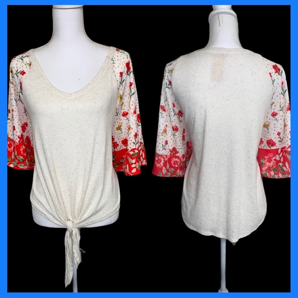 Add to BundleBlu pepper  hi-low sweater top Sz Large